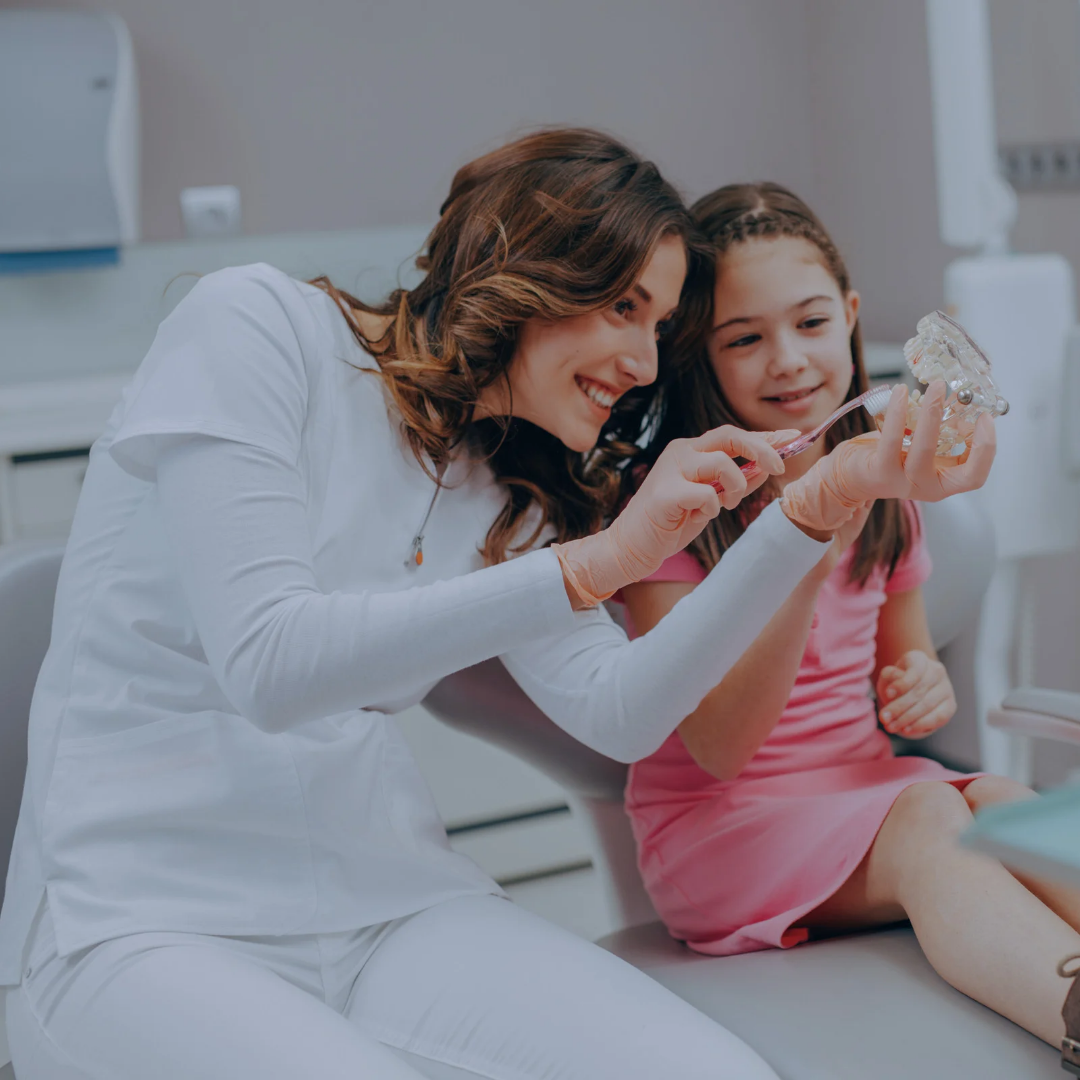 ¡Cuidamos sonrisas de grandes y pequeños!